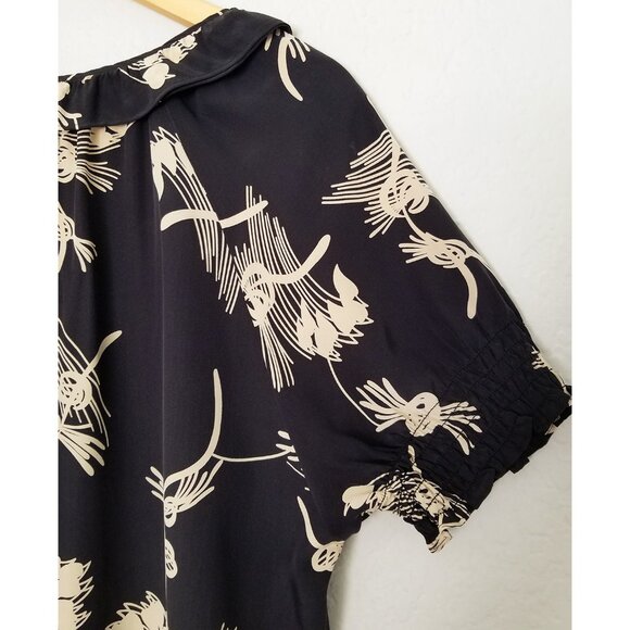 Joie Black Tan Beige Abstract Floral Ruffle 100% Silk Short Sleeve Blouse Top L - Picture 11 of 14